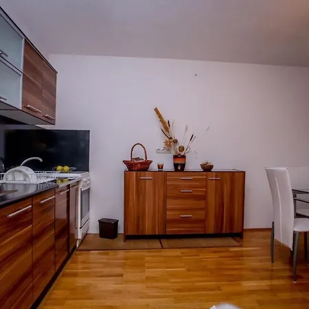 Vila Villa Din *
